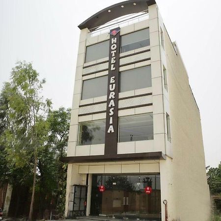 Zirakpur Hotel Eurasia מראה חיצוני תמונה