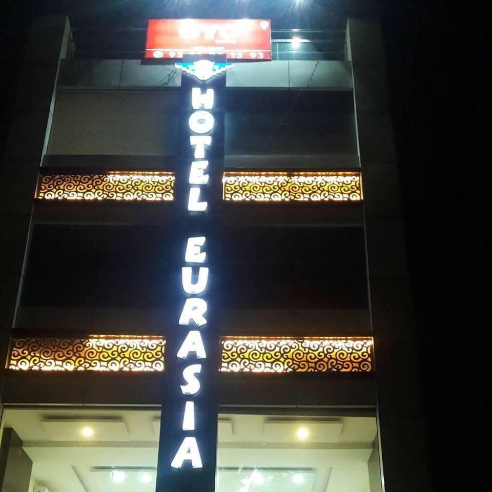 Zirakpur Hotel Eurasia מראה חיצוני תמונה